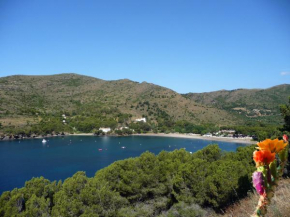 Гостиница Ciudad De Vacaciones Cala Montjoi  Росас
